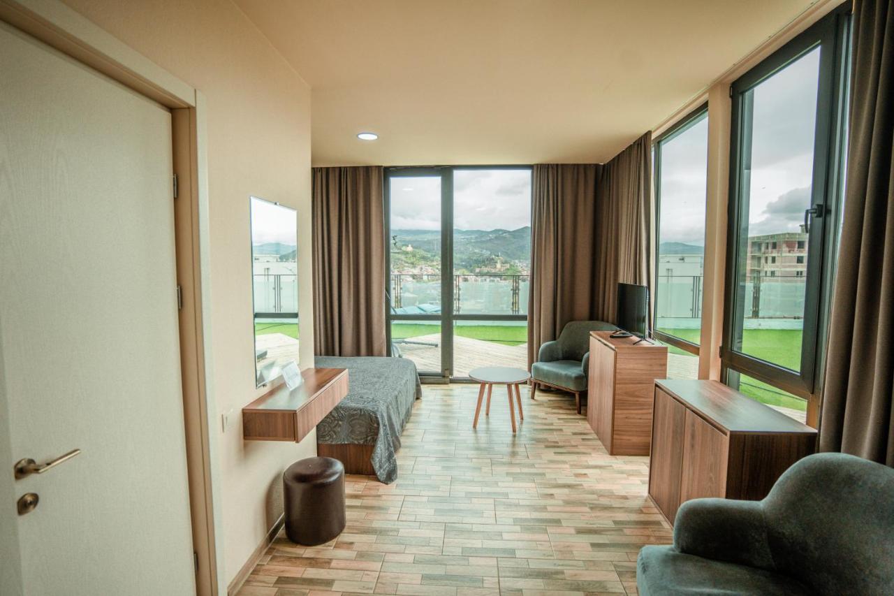 Hotel Grand View In Tiflis Exterior foto